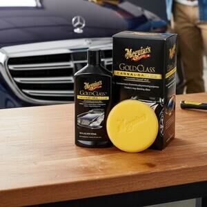 Meguiar's Gold Class Carnauba Plus Premium Liquid Wax 16oz Liquid & Applicator